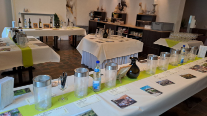 Bild zur Veranstaltung Bio-Weinprobe Weingut Achim Bauer im Isselhorster Landhaus